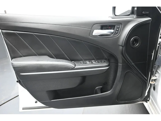 SEMINUEVOS DODGE Charger a Estados en autogozo