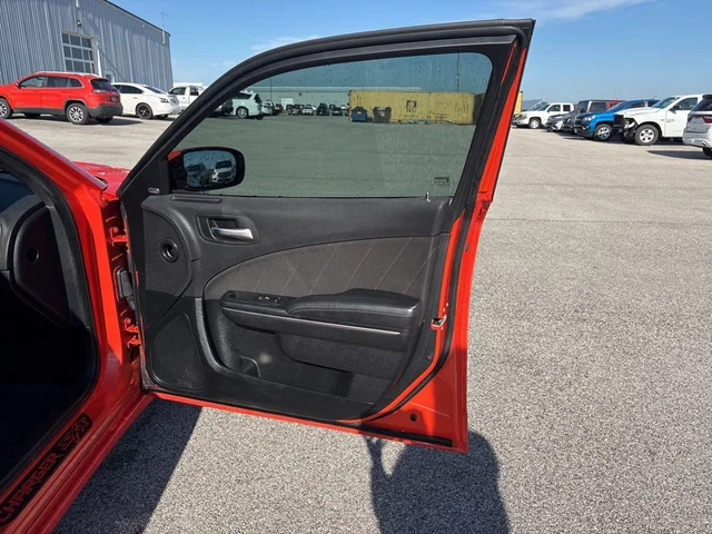 SEMINUEVOS DODGE Charger a Estados en autogozo