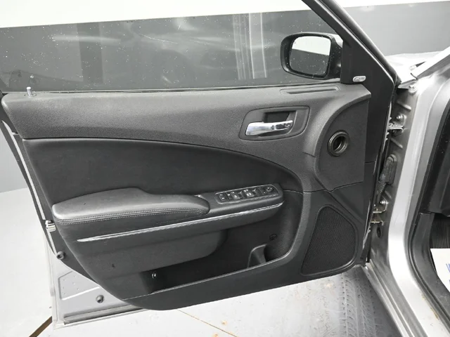 SEMINUEVOS DODGE Charger a Estados en autogozo