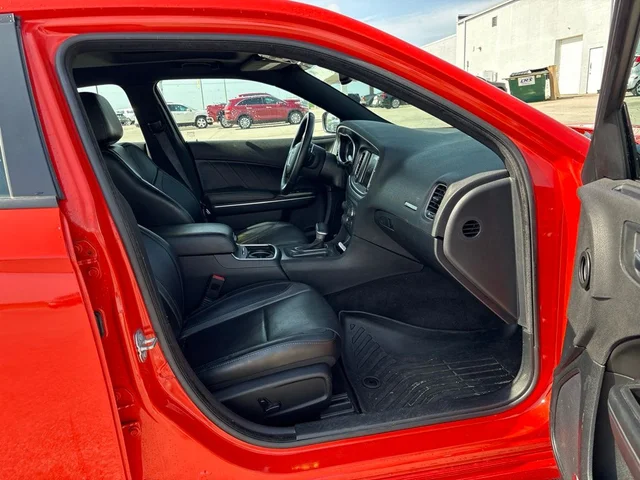 SEMINUEVOS DODGE Charger a Estados en autogozo