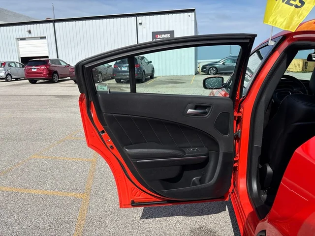 SEMINUEVOS DODGE Charger a Estados en autogozo
