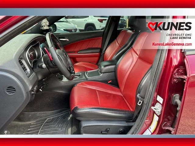 SEMINUEVOS DODGE Charger a Estados en autogozo