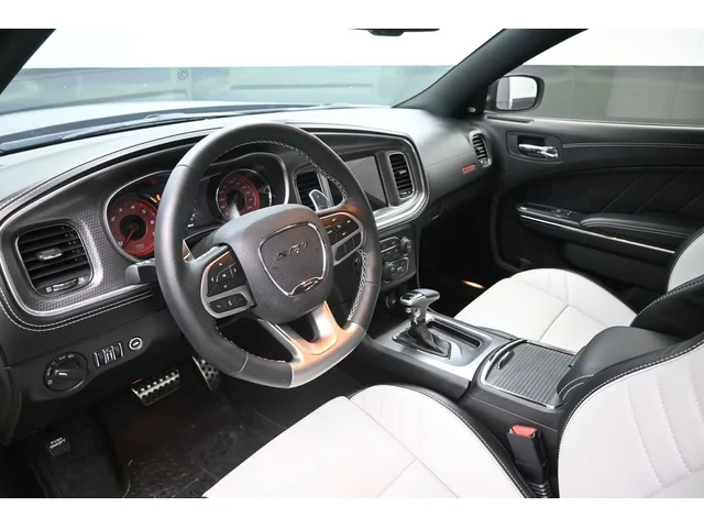 SEMINUEVOS DODGE Charger a Estados en autogozo