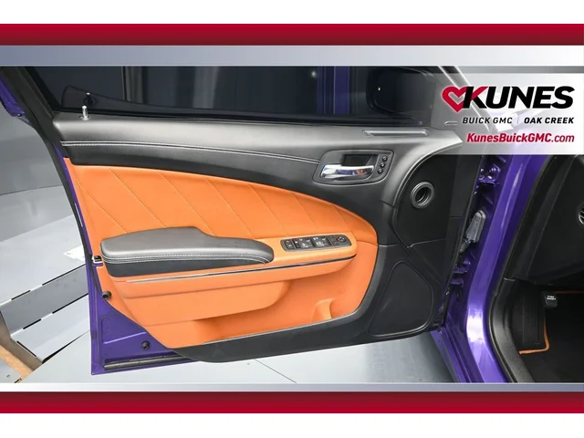SEMINUEVOS DODGE Charger a Estados en autogozo