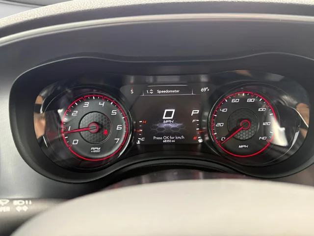 SEMINUEVOS DODGE Charger a Estados en autogozo