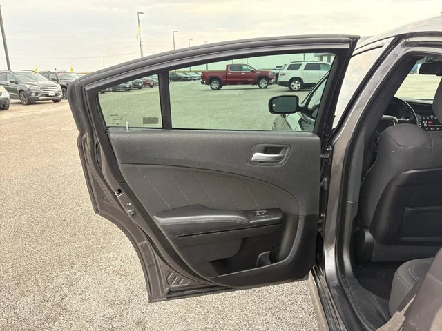 SEMINUEVOS DODGE Charger a Estados en autogozo