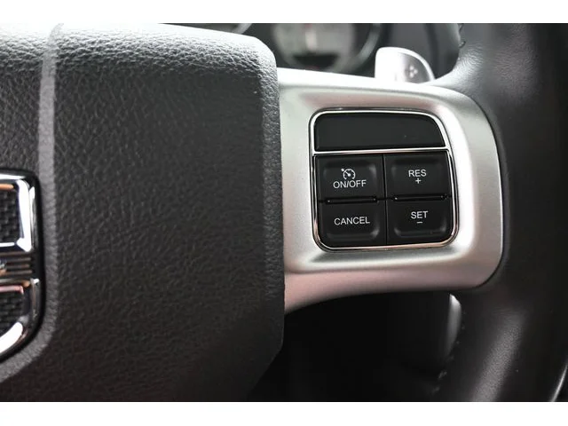 SEMINUEVOS DODGE Challenger a Estados en autogozo
