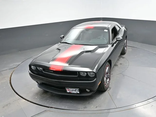 SEMINUEVOS DODGE Challenger a Estados en autogozo