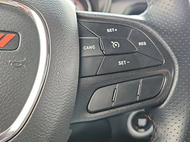 SEMINUEVOS DODGE Challenger a Estados en autogozo