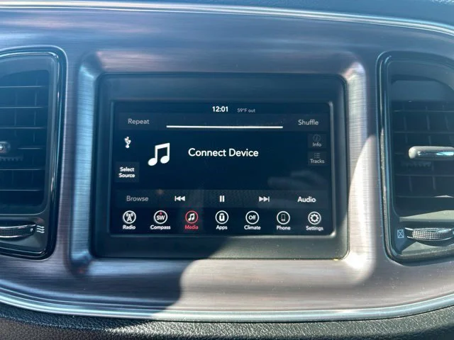 SEMINUEVOS DODGE Challenger a Estados en autogozo
