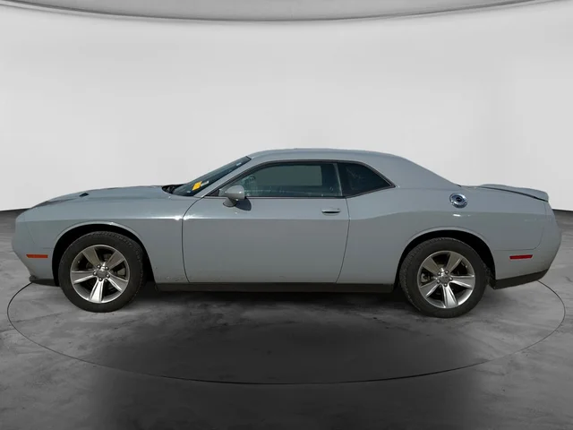 SEMINUEVOS DODGE Challenger a Estados en autogozo