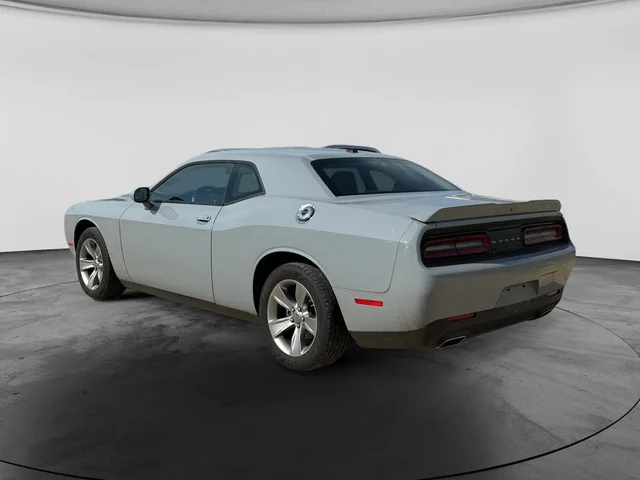 SEMINUEVOS DODGE Challenger a Estados en autogozo