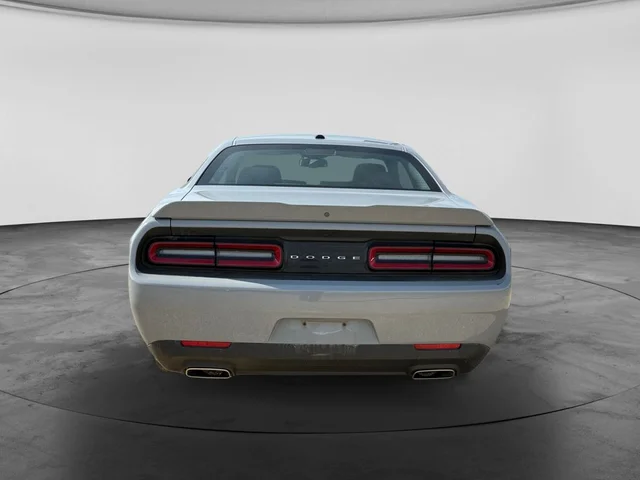 SEMINUEVOS DODGE Challenger a Estados en autogozo