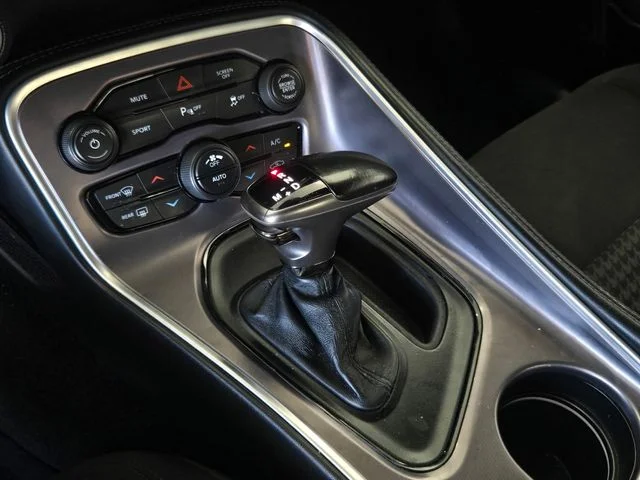 SEMINUEVOS DODGE Challenger a Estados en autogozo