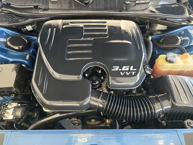 SEMINUEVOS DODGE Challenger a Estados en autogozo