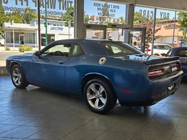 SEMINUEVOS DODGE Challenger a Estados en autogozo