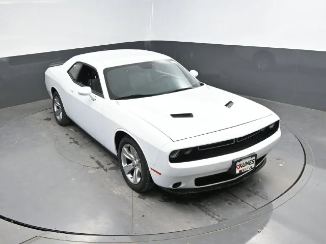 SEMINUEVOS DODGE Challenger a Estados en autogozo