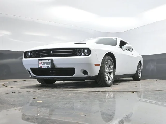 SEMINUEVOS DODGE Challenger a Estados en autogozo