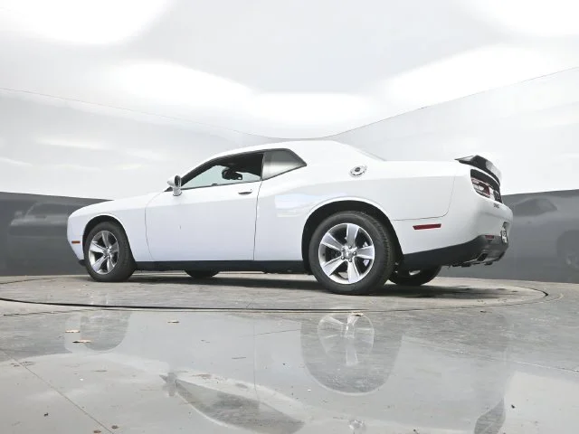 SEMINUEVOS DODGE Challenger a Estados en autogozo