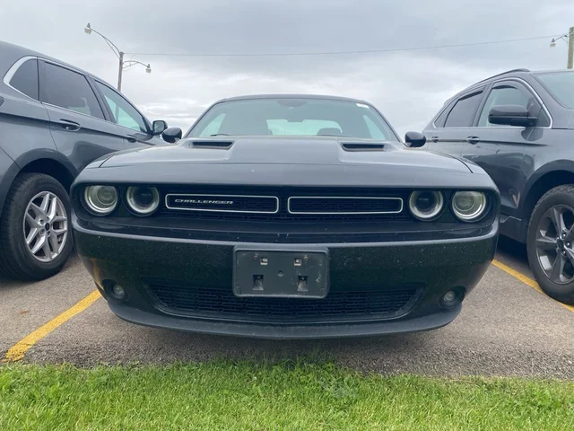 SEMINUEVOS DODGE Challenger a Estados en autogozo