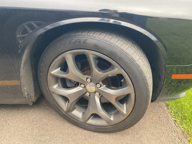 SEMINUEVOS DODGE Challenger a Estados en autogozo