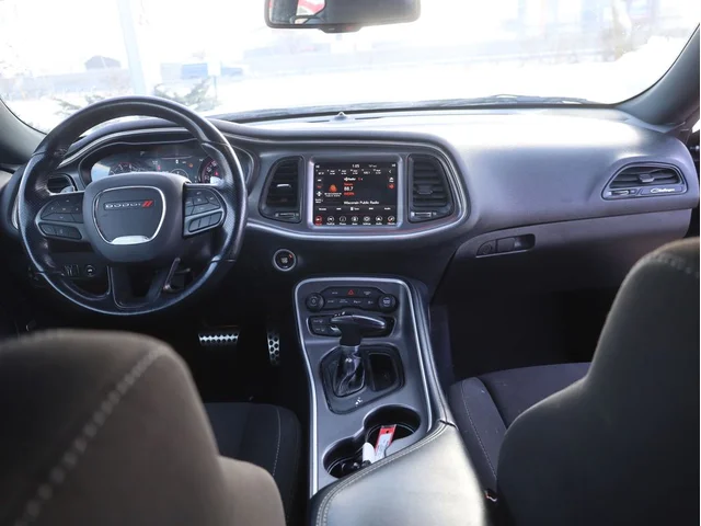 SEMINUEVOS DODGE Challenger a Estados en autogozo