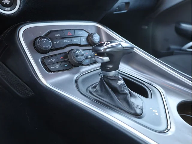 SEMINUEVOS DODGE Challenger a Estados en autogozo
