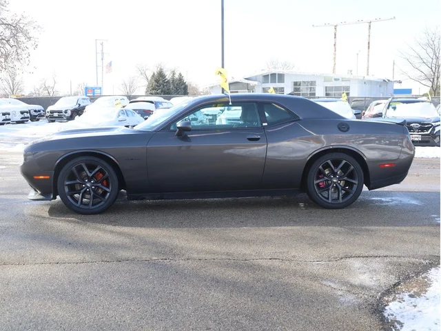 SEMINUEVOS DODGE Challenger a Estados en autogozo