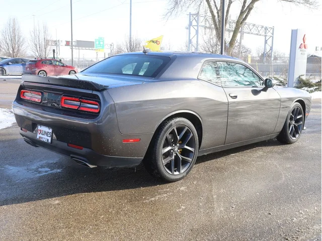 SEMINUEVOS DODGE Challenger a Estados en autogozo