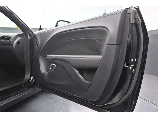 SEMINUEVOS DODGE Challenger a Estados en autogozo