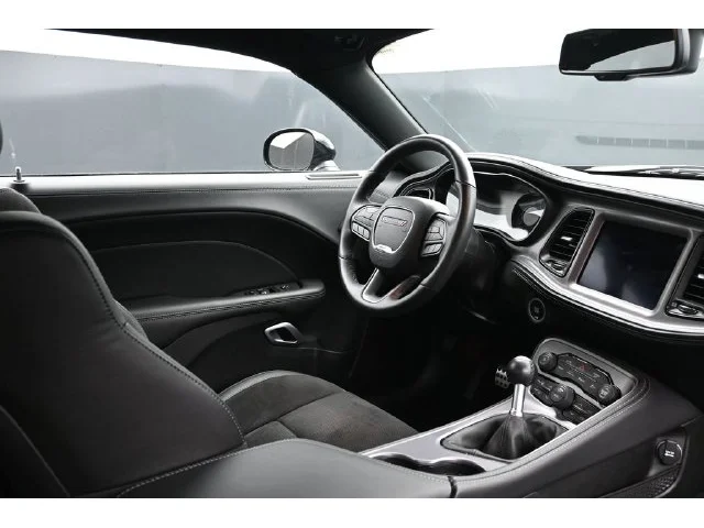SEMINUEVOS DODGE Challenger a Estados en autogozo