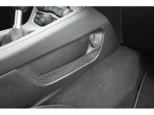 SEMINUEVOS DODGE Challenger a Estados en autogozo