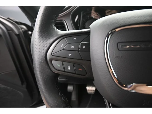 SEMINUEVOS DODGE Challenger a Estados en autogozo