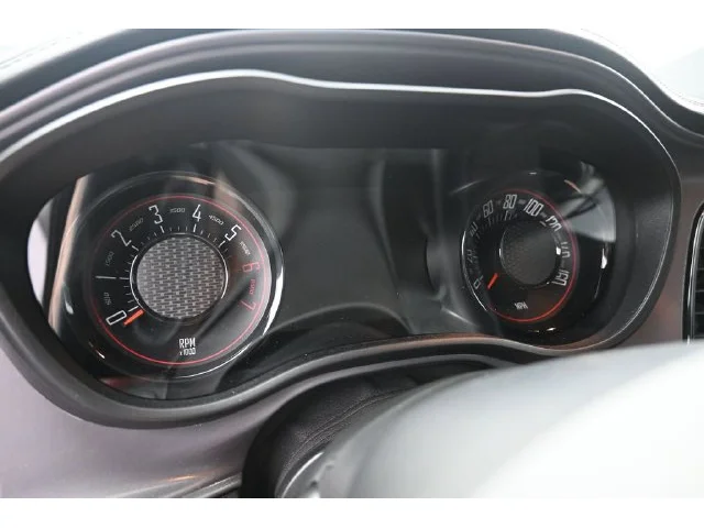 SEMINUEVOS DODGE Challenger a Estados en autogozo