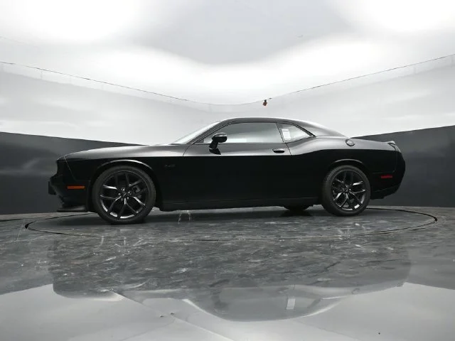 SEMINUEVOS DODGE Challenger a Estados en autogozo