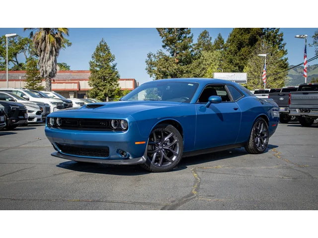 SEMINUEVOS DODGE Challenger a Estados en autogozo