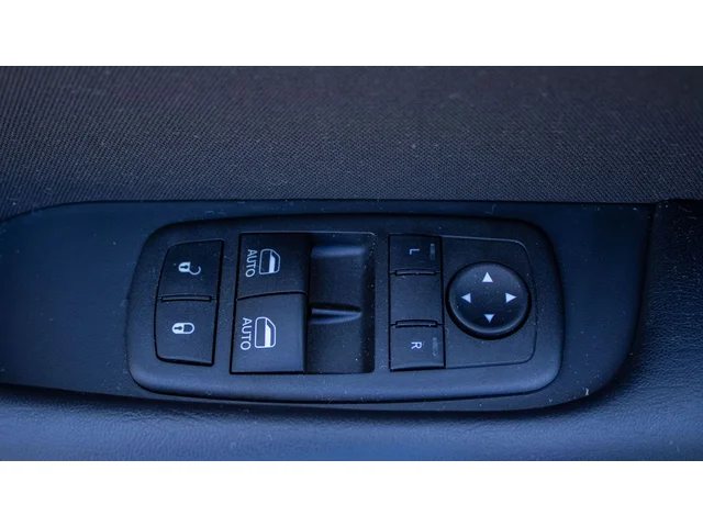 SEMINUEVOS DODGE Challenger a Estados en autogozo