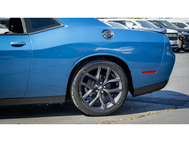 SEMINUEVOS DODGE Challenger a Estados en autogozo