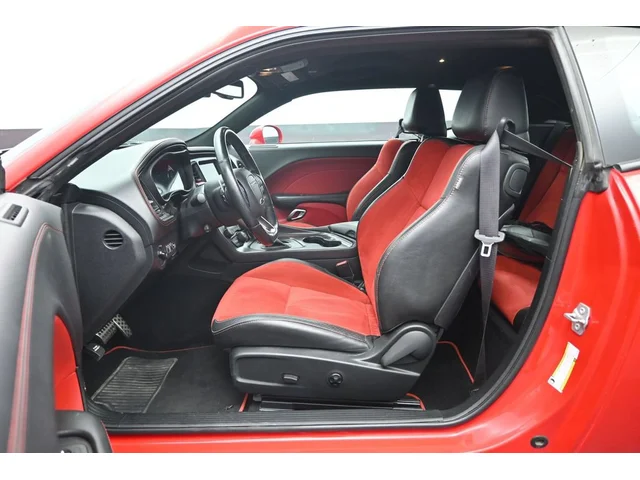 SEMINUEVOS DODGE Challenger a Estados en autogozo