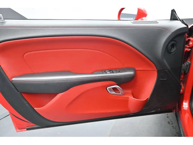 SEMINUEVOS DODGE Challenger a Estados en autogozo