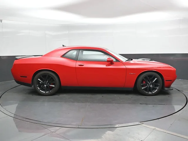 SEMINUEVOS DODGE Challenger a Estados en autogozo