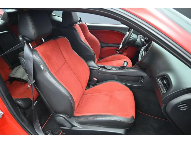SEMINUEVOS DODGE Challenger a Estados en autogozo