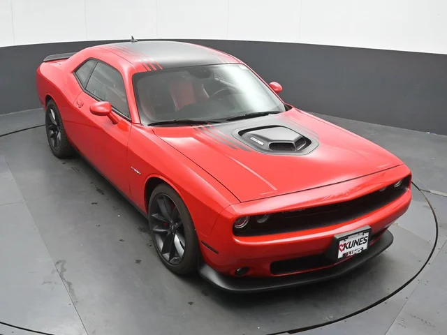 SEMINUEVOS DODGE Challenger a Estados en autogozo