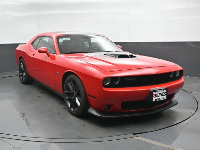SEMINUEVOS DODGE Challenger a Estados en autogozo