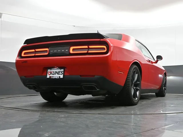 SEMINUEVOS DODGE Challenger a Estados en autogozo