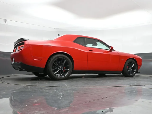 SEMINUEVOS DODGE Challenger a Estados en autogozo