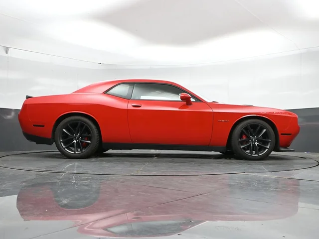 SEMINUEVOS DODGE Challenger a Estados en autogozo