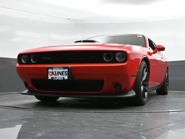 SEMINUEVOS DODGE Challenger a Estados en autogozo