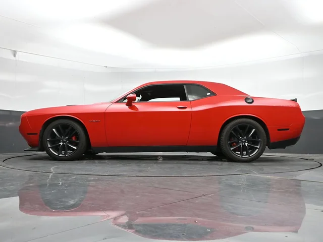 SEMINUEVOS DODGE Challenger a Estados en autogozo