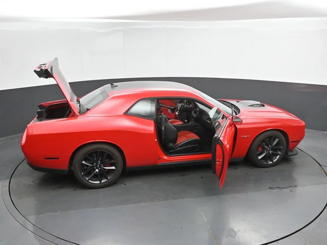 SEMINUEVOS DODGE Challenger a Estados en autogozo
